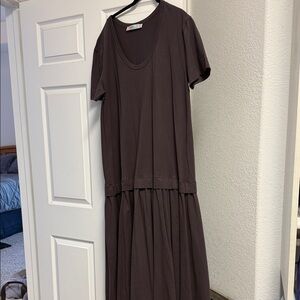 Elegant Brown Midi Dress